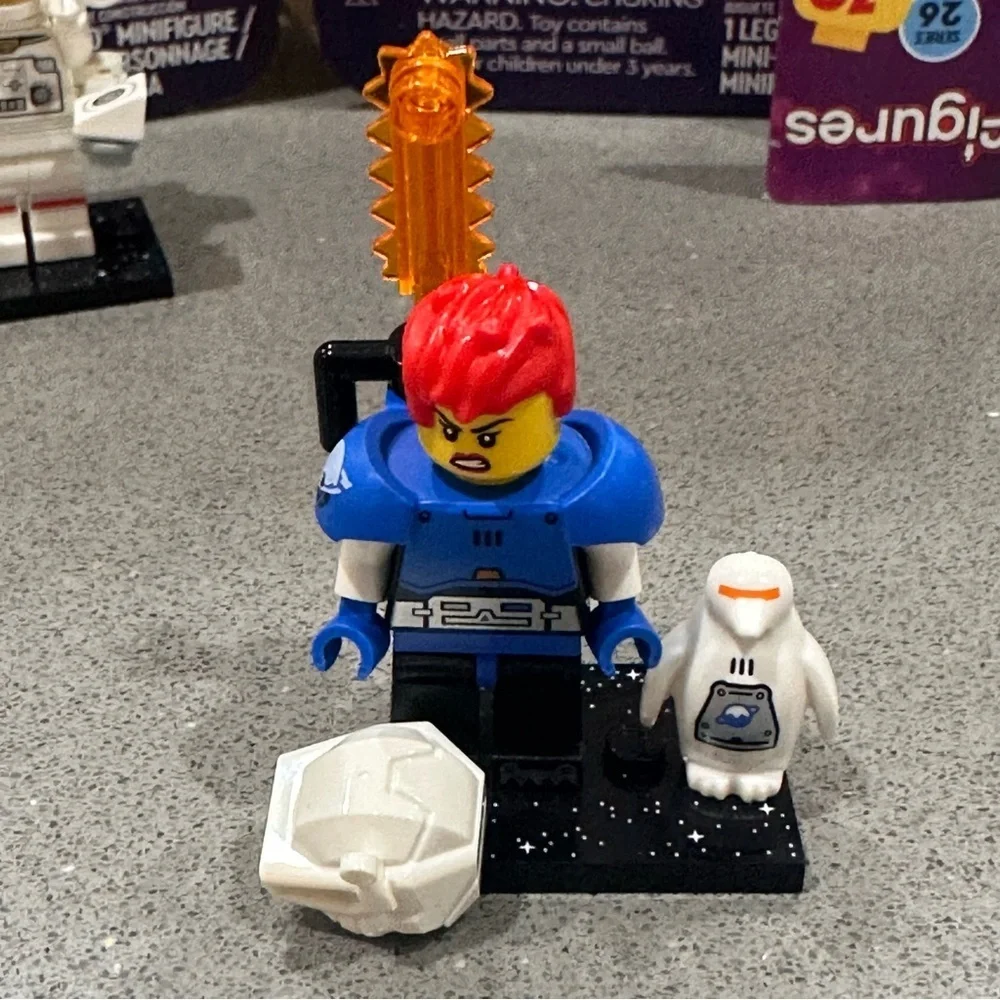 LEGO Series 26 Space Minifigures Astronaut & M-Tron Powerlifter 71046 w Box